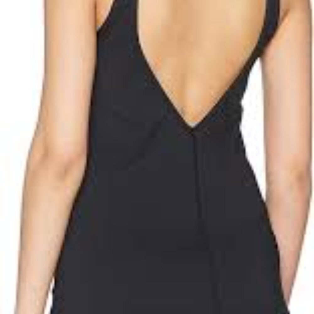 Nike Women’s Tank Top | Black | Size Small | Style 830379-010 | EUC - Picture 2 of 10